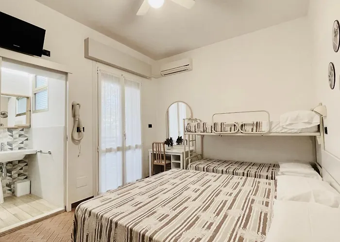 Denny Ξενοδοχείο 2*