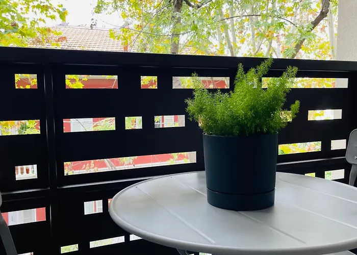 Denny Ξενοδοχείο 2*